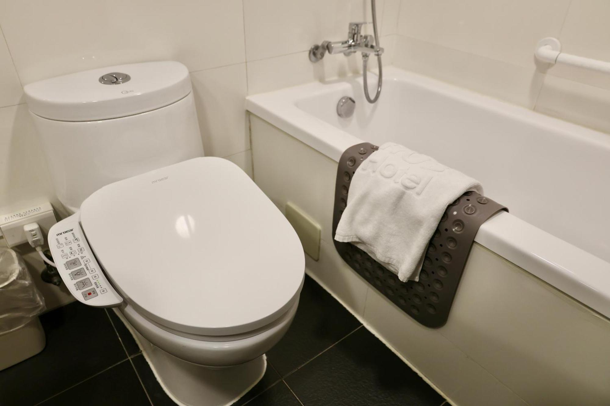 Hub Hotel - Zhongshan Branch Taipei Extérieur photo