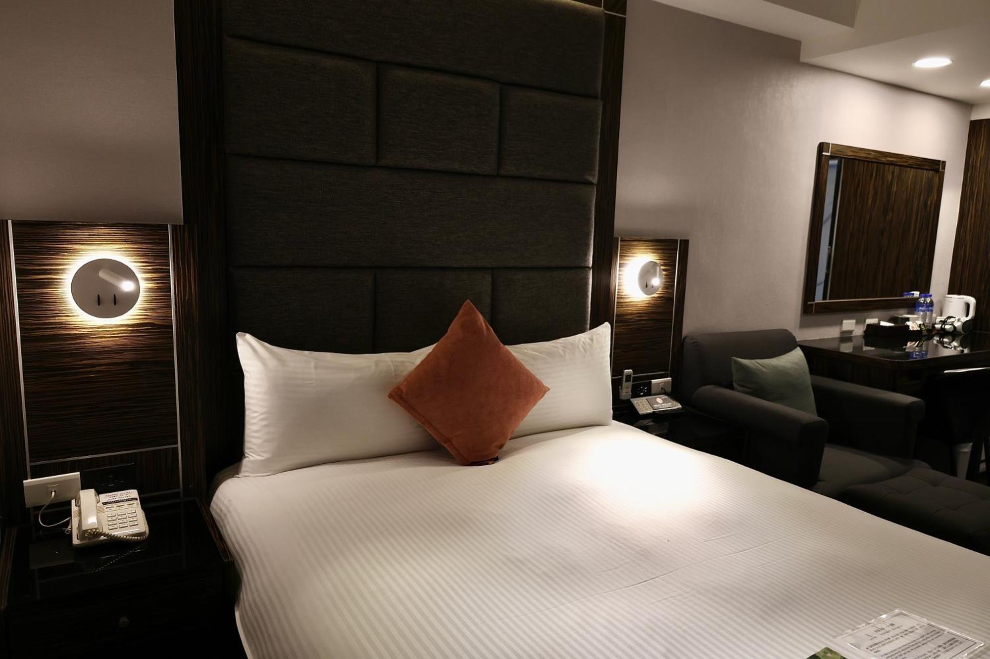 Hub Hotel - Zhongshan Branch Taipei Extérieur photo
