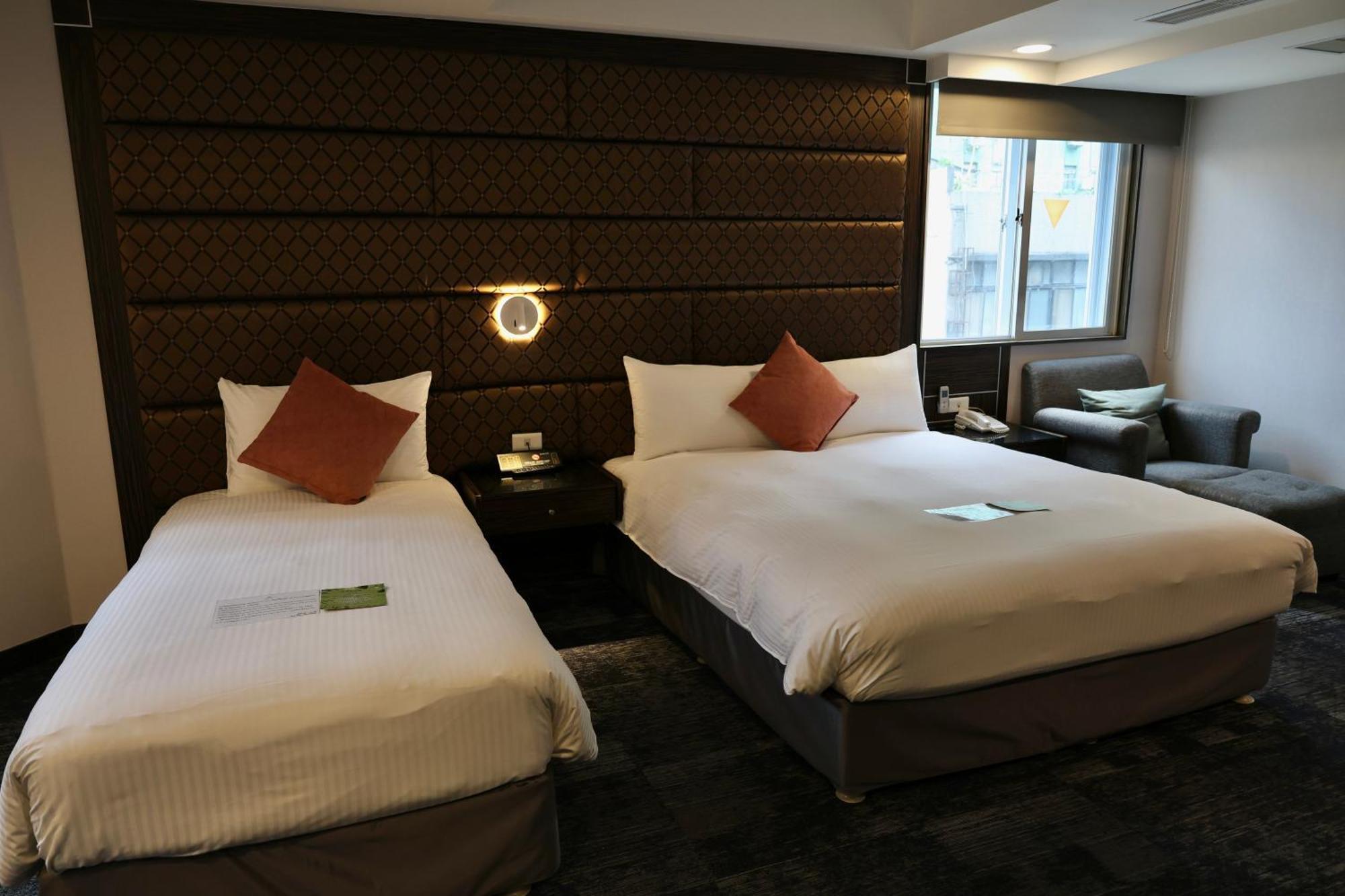 Hub Hotel - Zhongshan Branch Taipei Extérieur photo